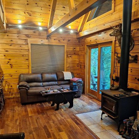 Neshannock Creekside Log Cabin Volant Bagian luar foto